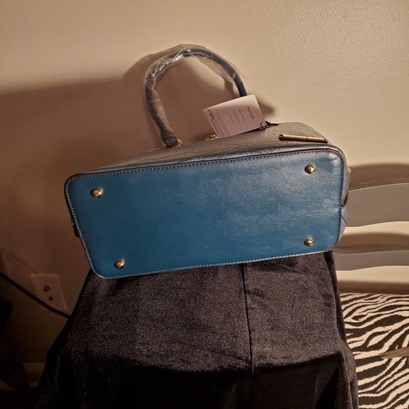 Large Dome Satchel Handbag NWT - Picture 6 of 8